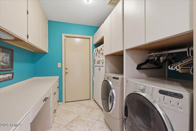 10413 E CHESTNUT Drive, Sun Lakes, AZ 85248