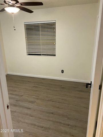 630 E JENSEN Street 106, Mesa, AZ 85203