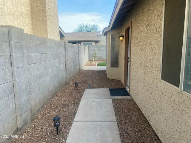 630 E JENSEN Street 106, Mesa, AZ 85203