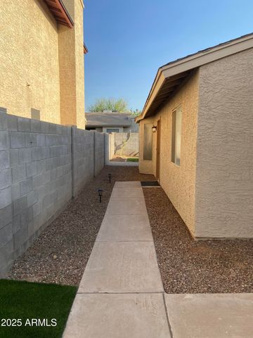 630 E JENSEN Street 106, Mesa, AZ 85203