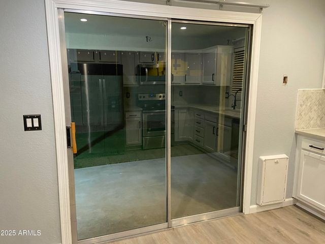 630 E JENSEN Street 106, Mesa, AZ 85203