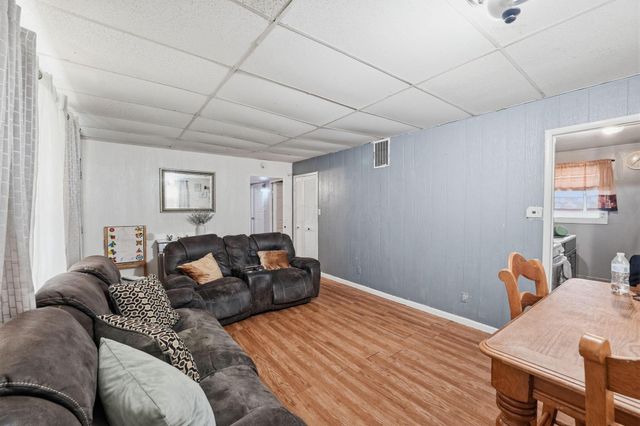 1057 S Hampton Road, Columbus, OH 43227