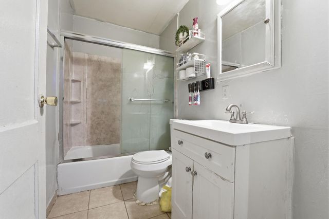 1057 S Hampton Road, Columbus, OH 43227