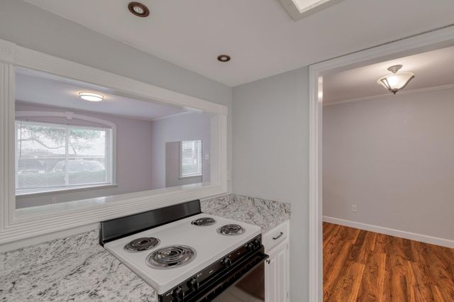 8210 Bent Tree RD 153, Austin, TX 78759