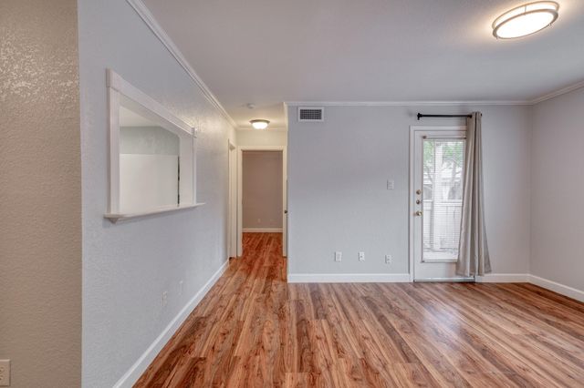 8210 Bent Tree RD 153, Austin, TX 78759