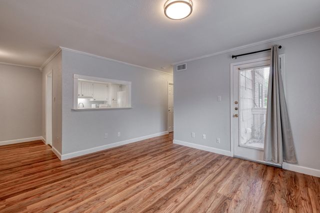 8210 Bent Tree RD 153, Austin, TX 78759