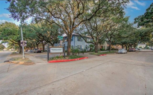 11609 Chimney Rock Road B, Houston, TX 77035