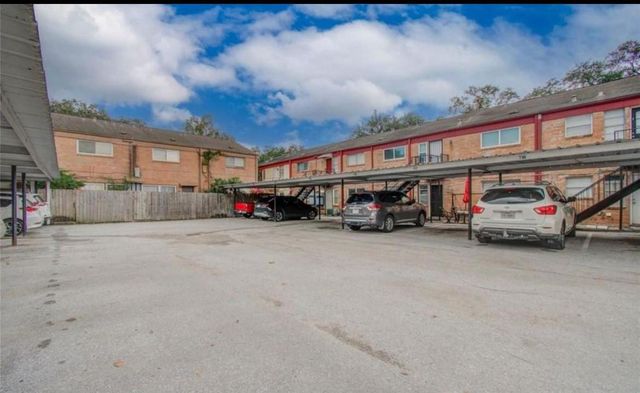 11609 Chimney Rock Road B, Houston, TX 77035