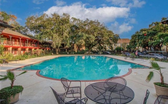 11609 Chimney Rock Road B, Houston, TX 77035