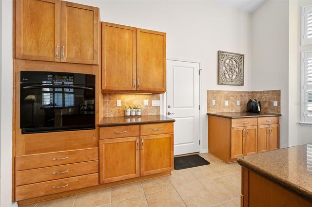 372 CHELSEA PLACE AVENUE, Ormond Beach, FL 32174