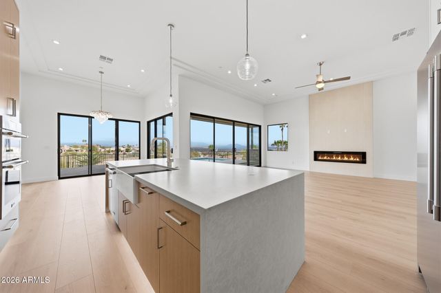 15653 E Thistle Drive, Fountain Hills, AZ 85268