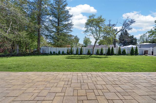 61 Crestwood Drive, Huntington Station, NY 11746