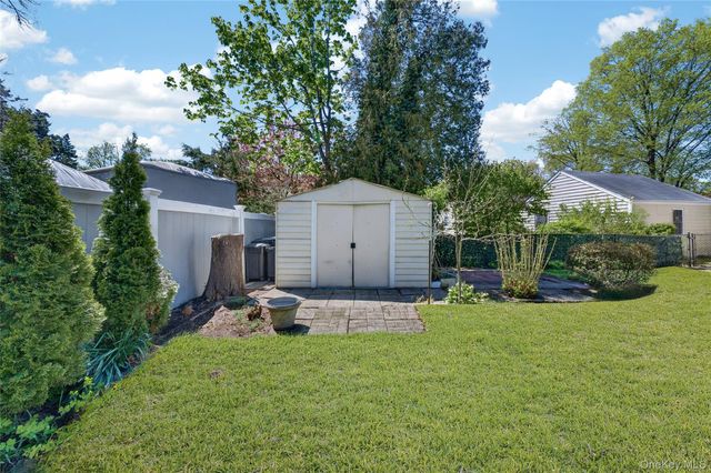 61 Crestwood Drive, Huntington Station, NY 11746