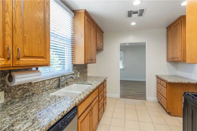 22436 Ave San Luis, Woodland Hills, CA 91364