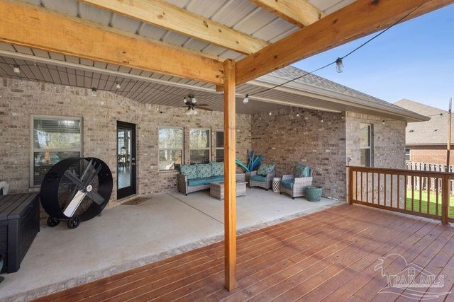 2612 Elkhorn Dr, Pace, FL 32571