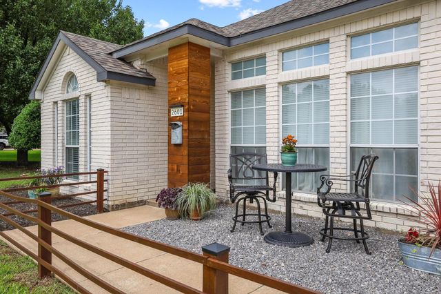 2601 Rolling Hills Drive, Sherman, TX 75092
