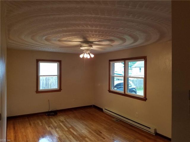 832 Lesner AVE, Norfolk, VA 23513