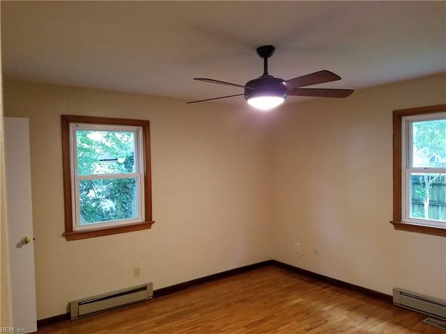 832 Lesner AVE, Norfolk, VA 23513