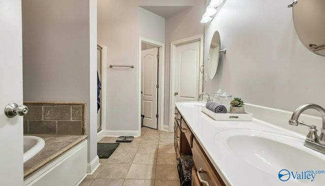 17876 Watercress Drive, Athens, AL 35611