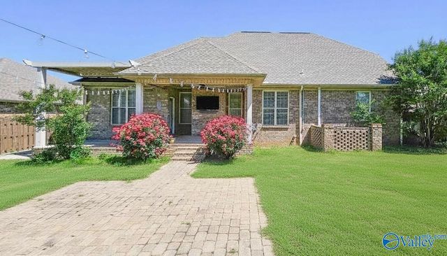 17876 Watercress Drive, Athens, AL 35611