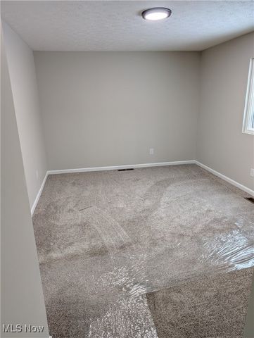 5428 Mills Creek Lane, North Ridgeville, OH 44039