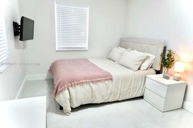 1213 NW 6th Ave, Fort Lauderdale, FL 33311