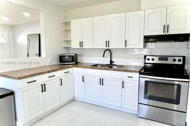 1213 NW 6th Ave, Fort Lauderdale, FL 33311