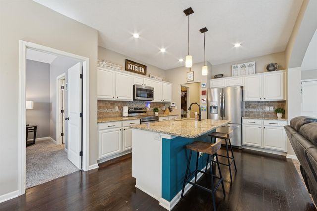 4115 N Parkdale Cir, Maize, KS 67101