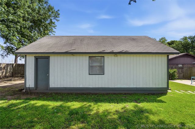16409 E 1st Street, Tulsa, OK 74108
