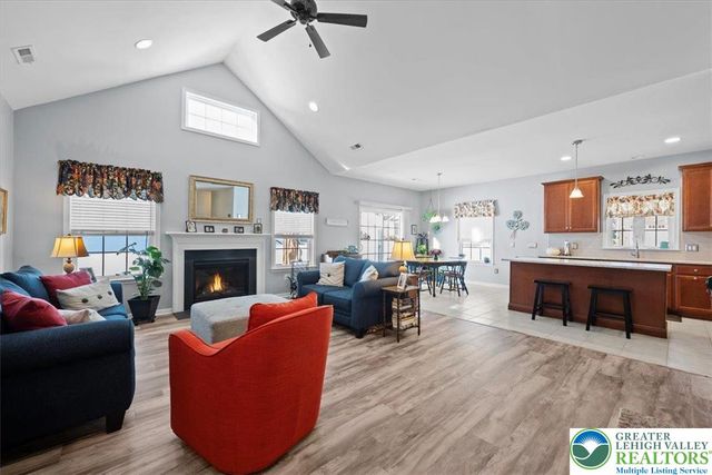 3803 Loyal Lane, Easton, PA 18045