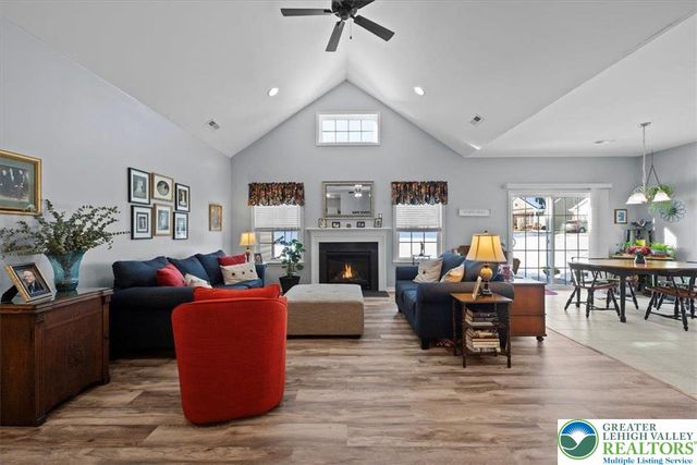 3803 Loyal Lane, Easton, PA 18045