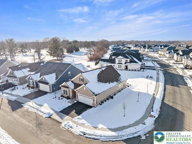 3803 Loyal Lane, Easton, PA 18045