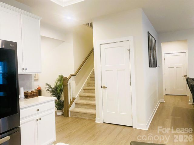 3163 Streamside Drive, Davidson, NC 28036