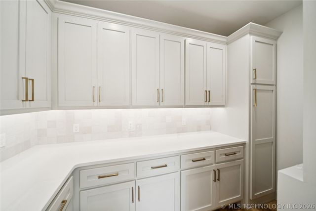 9712 E 132nd Street, Bixby, OK 74008