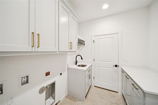 9712 E 132nd Street, Bixby, OK 74008