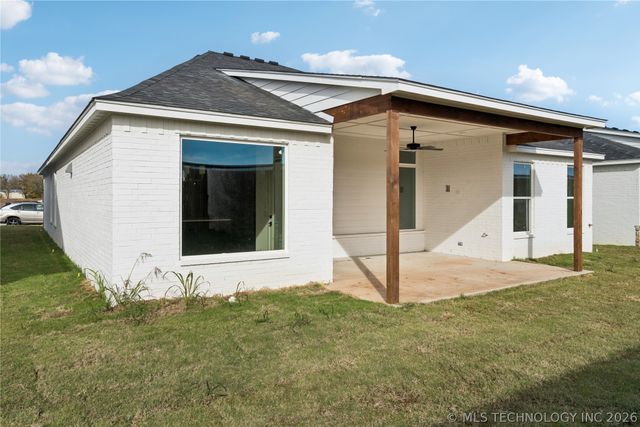 9712 E 132nd Street, Bixby, OK 74008