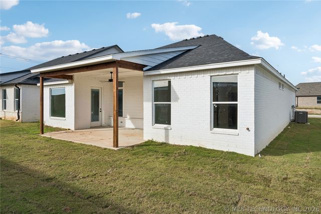 9712 E 132nd Street, Bixby, OK 74008