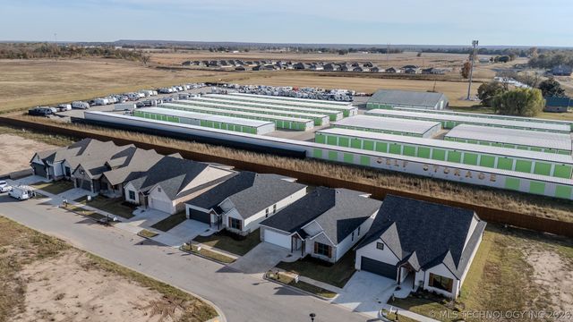 9712 E 132nd Street, Bixby, OK 74008