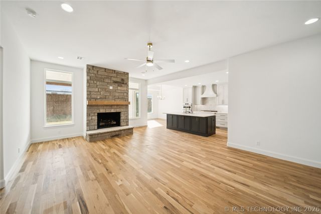 9712 E 132nd Street, Bixby, OK 74008