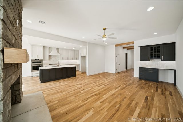 9712 E 132nd Street, Bixby, OK 74008