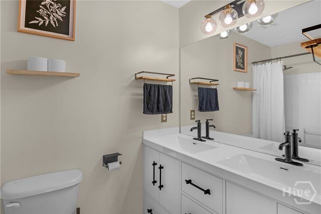 413 Auburn Road, Glennville, GA 30427