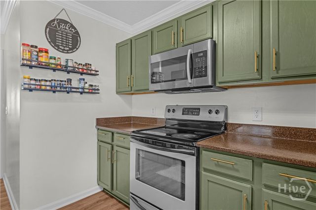 413 Auburn Road, Glennville, GA 30427