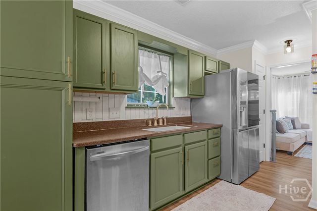 413 Auburn Road, Glennville, GA 30427