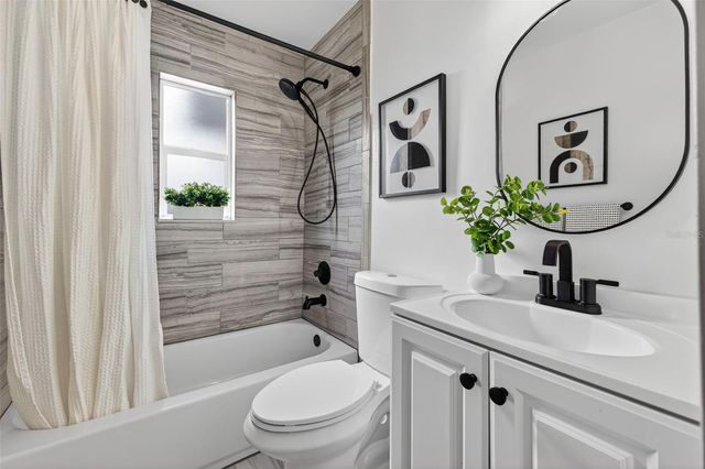 486 49TH AVENUE N, St Petersburg, FL 33703