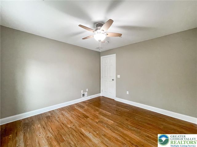 758 Main Street 2, Hellertown Boro, PA 18055