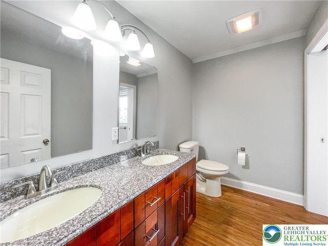 758 Main Street 2, Hellertown Boro, PA 18055