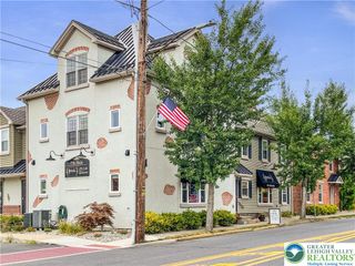 758 Main Street 2, Hellertown Boro, PA 18055