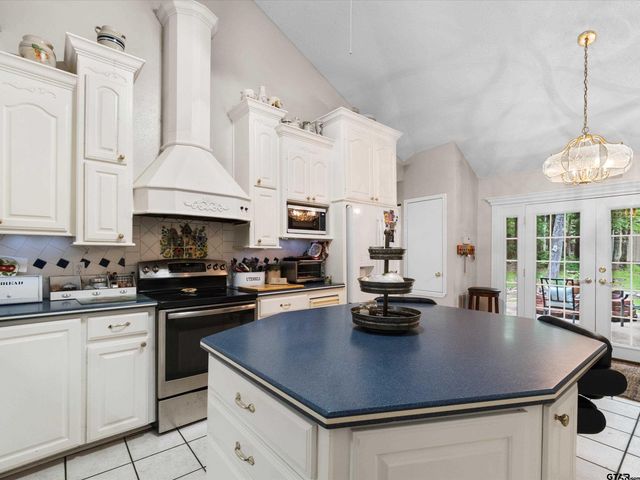 225 PR 3084, Gilmer, TX 75644