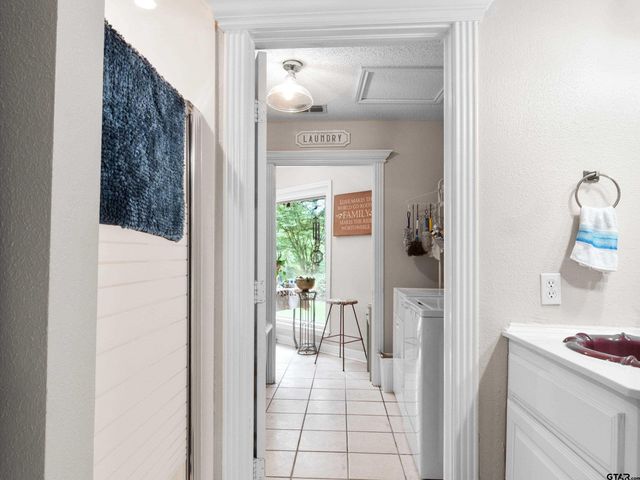 225 PR 3084, Gilmer, TX 75644