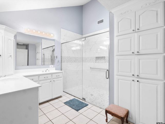 225 PR 3084, Gilmer, TX 75644